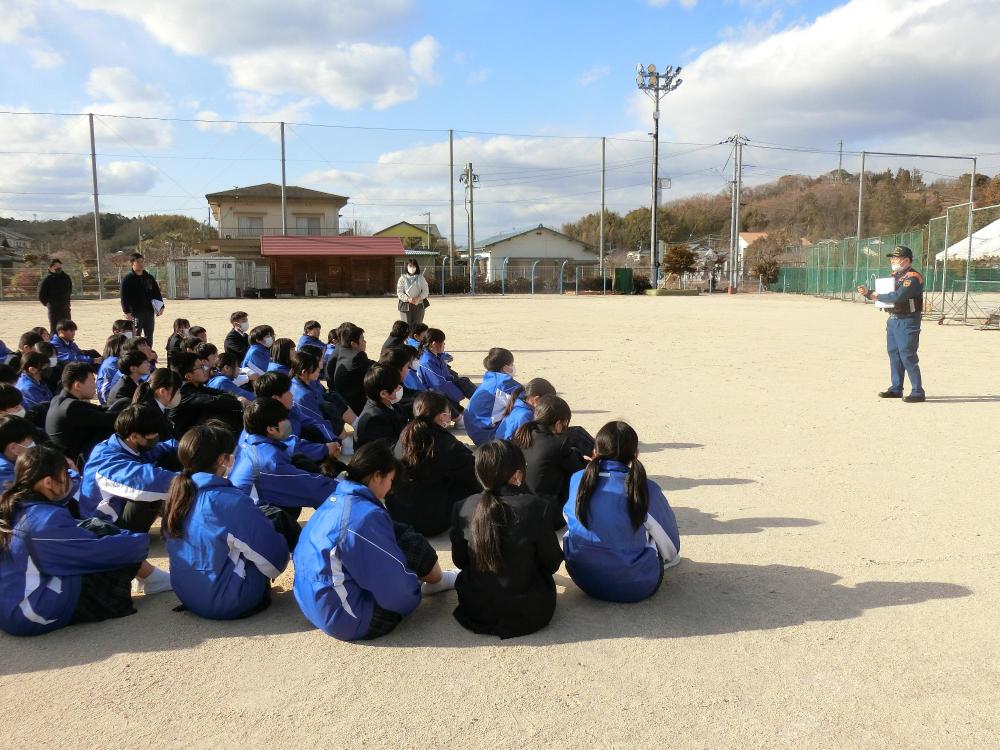 避難訓練・煙体験2