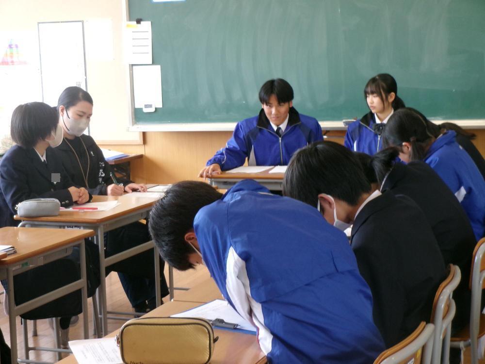 3年生と1,2年生の交流会1